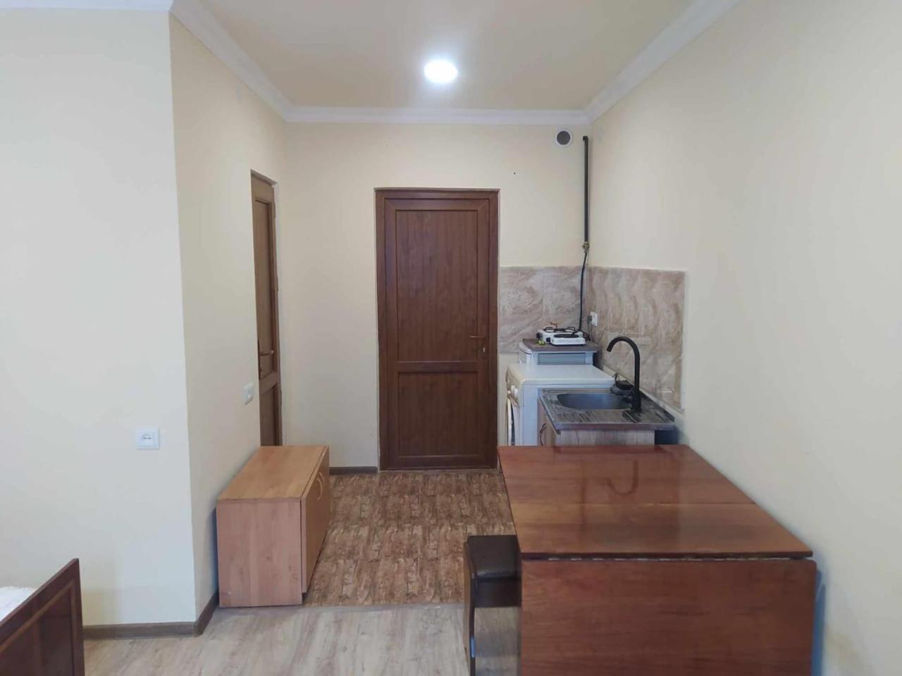 Verishen Guest House B&B Goris Ngoại thất bức ảnh