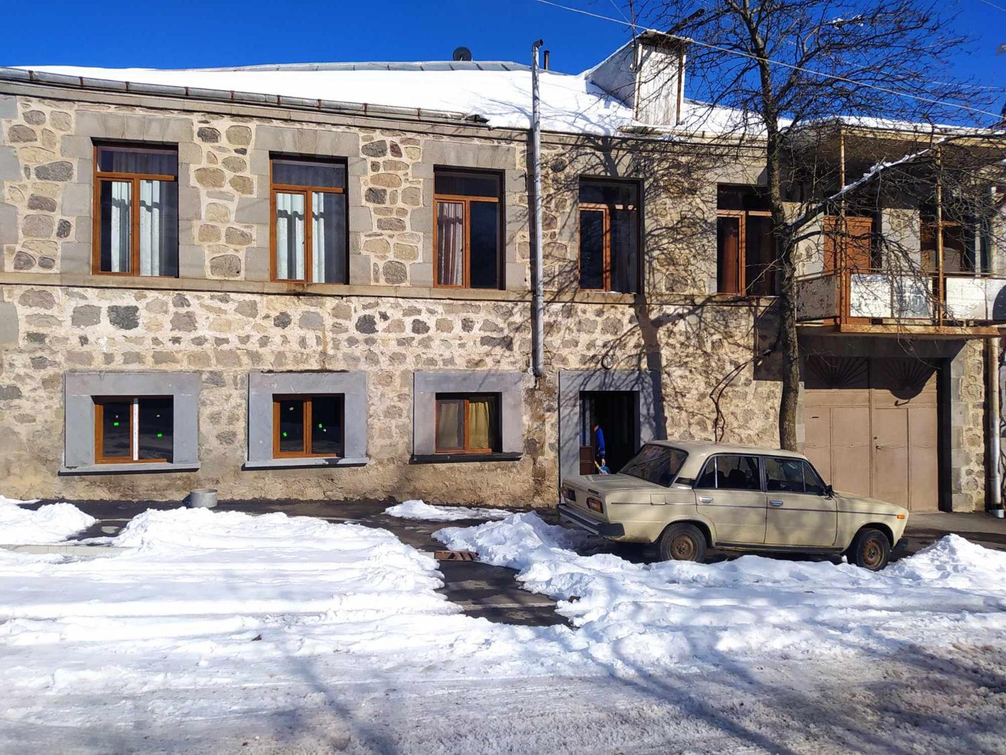 Verishen Guest House B&B Goris Ngoại thất bức ảnh