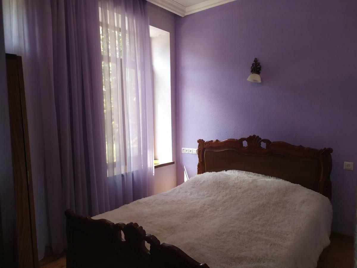 Verishen Guest House B&B Goris Ngoại thất bức ảnh
