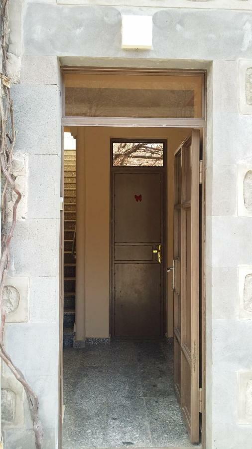 Verishen Guest House B&B Goris Ngoại thất bức ảnh
