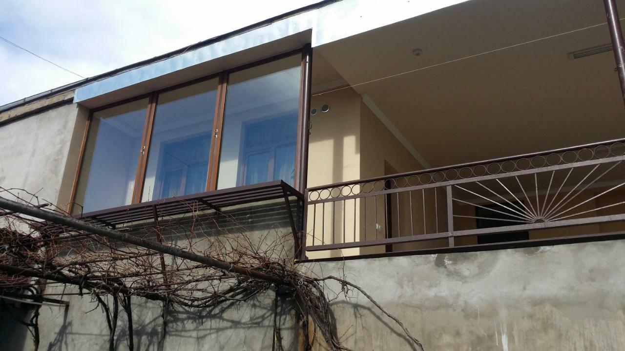 Verishen Guest House B&B Goris Ngoại thất bức ảnh